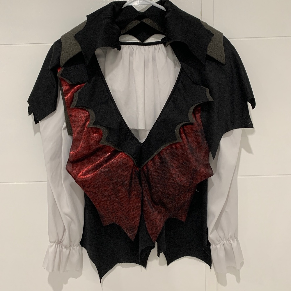 Children’s vampire costume